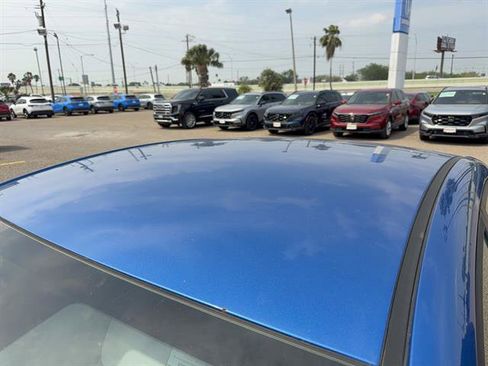 Used 2018 Hyundai Elantra SE FWD image 4