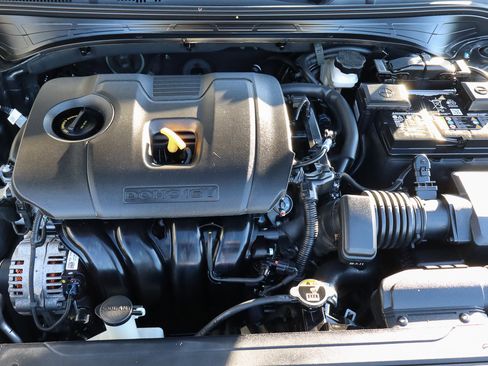 Used 2024 Kia Forte LXS image 17