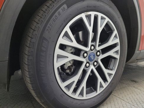 Used 2020 Ford Escape SEL image 31