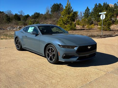 New 2025 Ford Mustang Coupe image 32