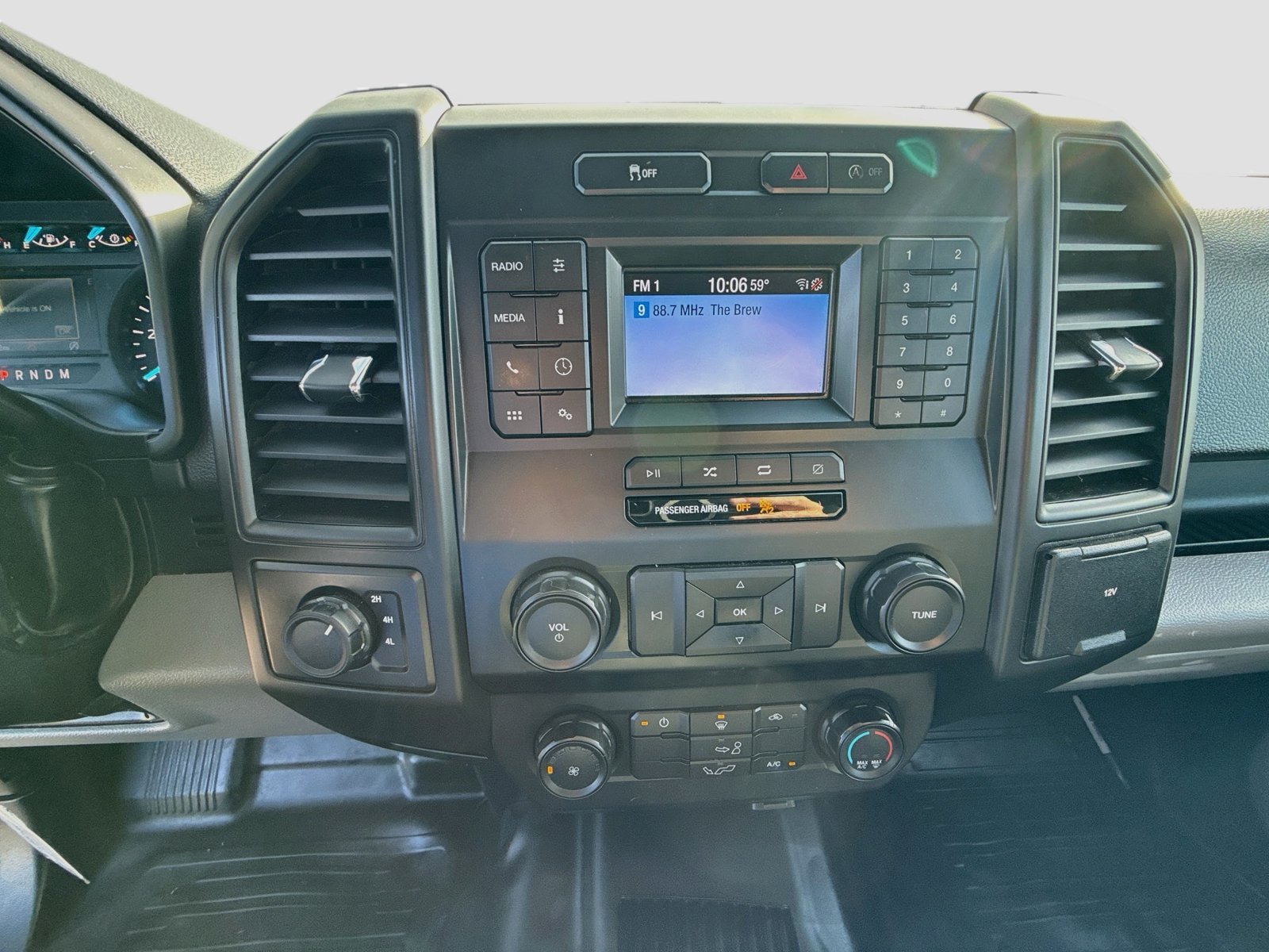 Used 2019 Ford F150 XL w/ Equipment Group 101A Mid AWD/4WD image 12