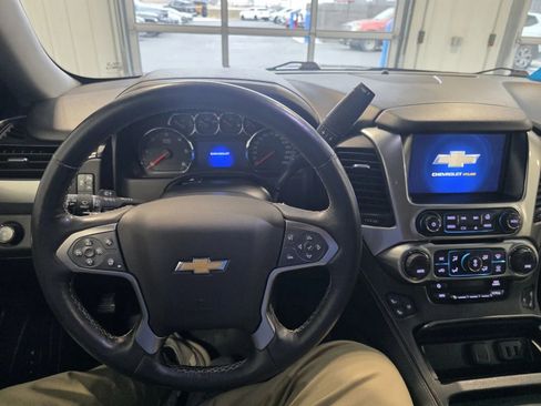 Used 2017 Chevrolet Tahoe Premier AWD/4WD image 31