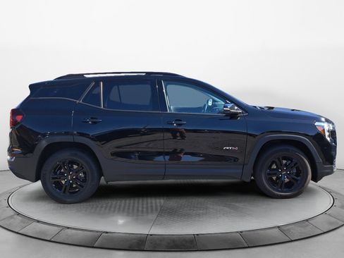 Used 2024 GMC Terrain AT4 w/ Infotainment Package II AWD/4WD image 7