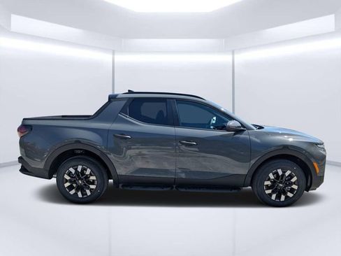 New 2026 Hyundai Santa Cruz SEL FWD image 2