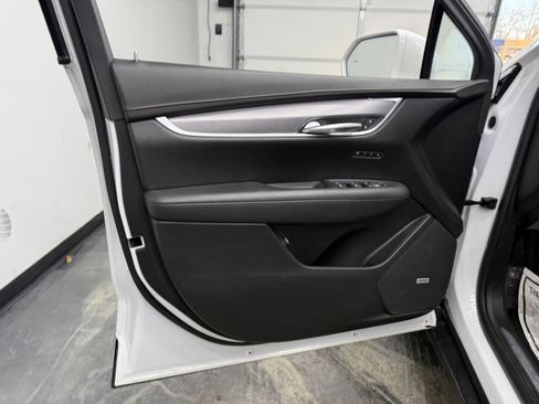 Used 2019 Cadillac XT5 Luxury image 10