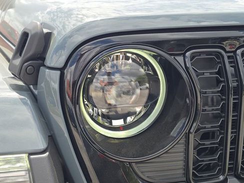 New 2026 Jeep Gladiator Willys AWD/4WD image 7