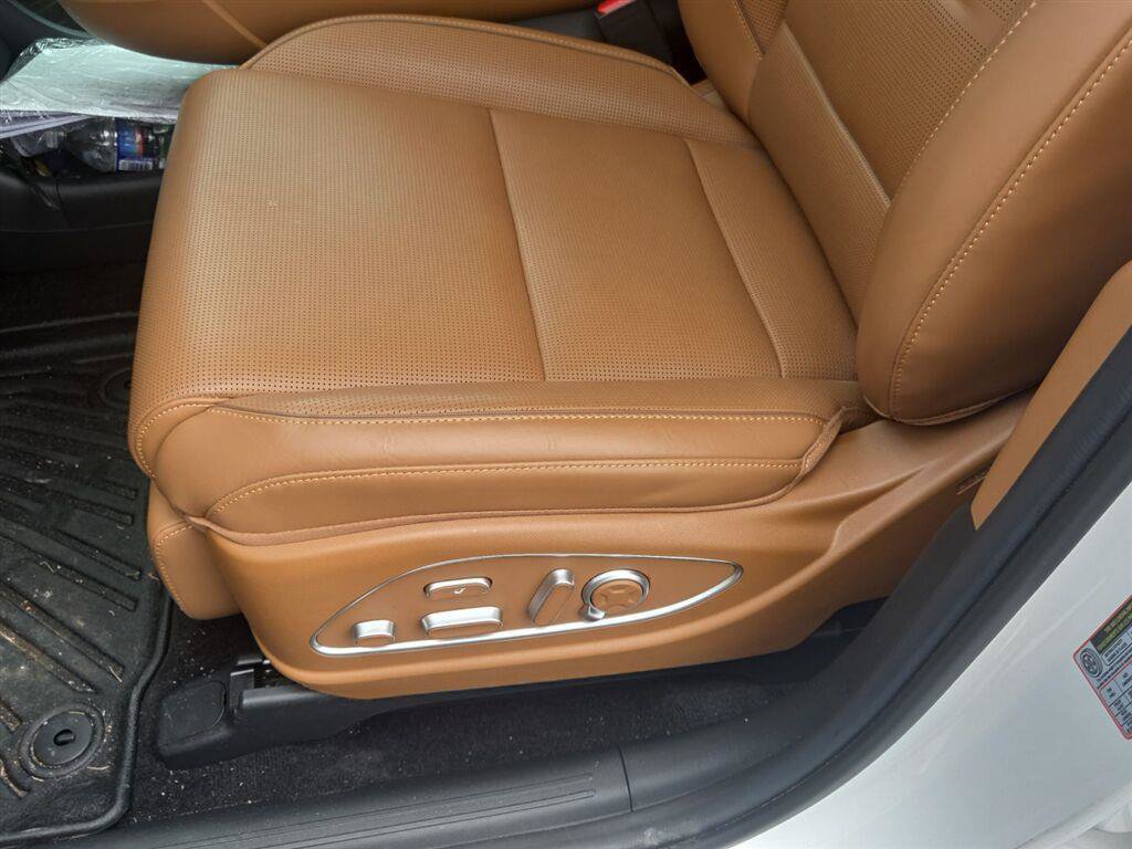 Used 2026 Hyundai Palisade Calligraphy FWD image 7