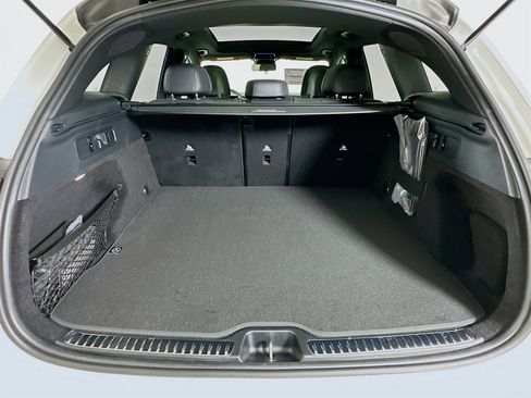 New 2026 Mercedes-Benz GLC 300 GLC 300 image 28