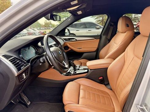 Used 2019 BMW X4 xDrive30i w/ Executive Package AWD/4WD image 2