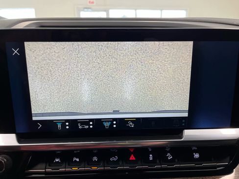 Used 2022 Chevrolet Silverado 1500 LT Trail Boss w/ LT Trail Boss Premium Package image 39