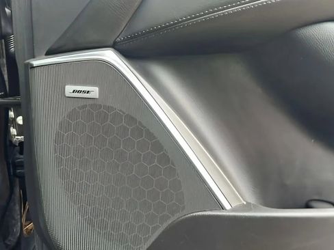 Used 2019 Cadillac Escalade ESV Premium Luxury image 47