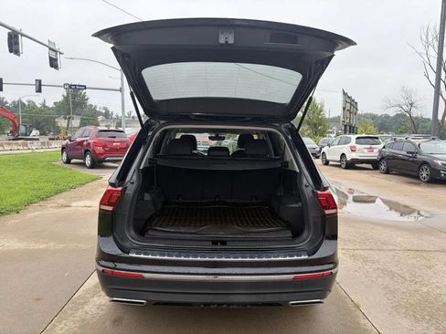 Used 2021 Volkswagen Tiguan S FWD image 24