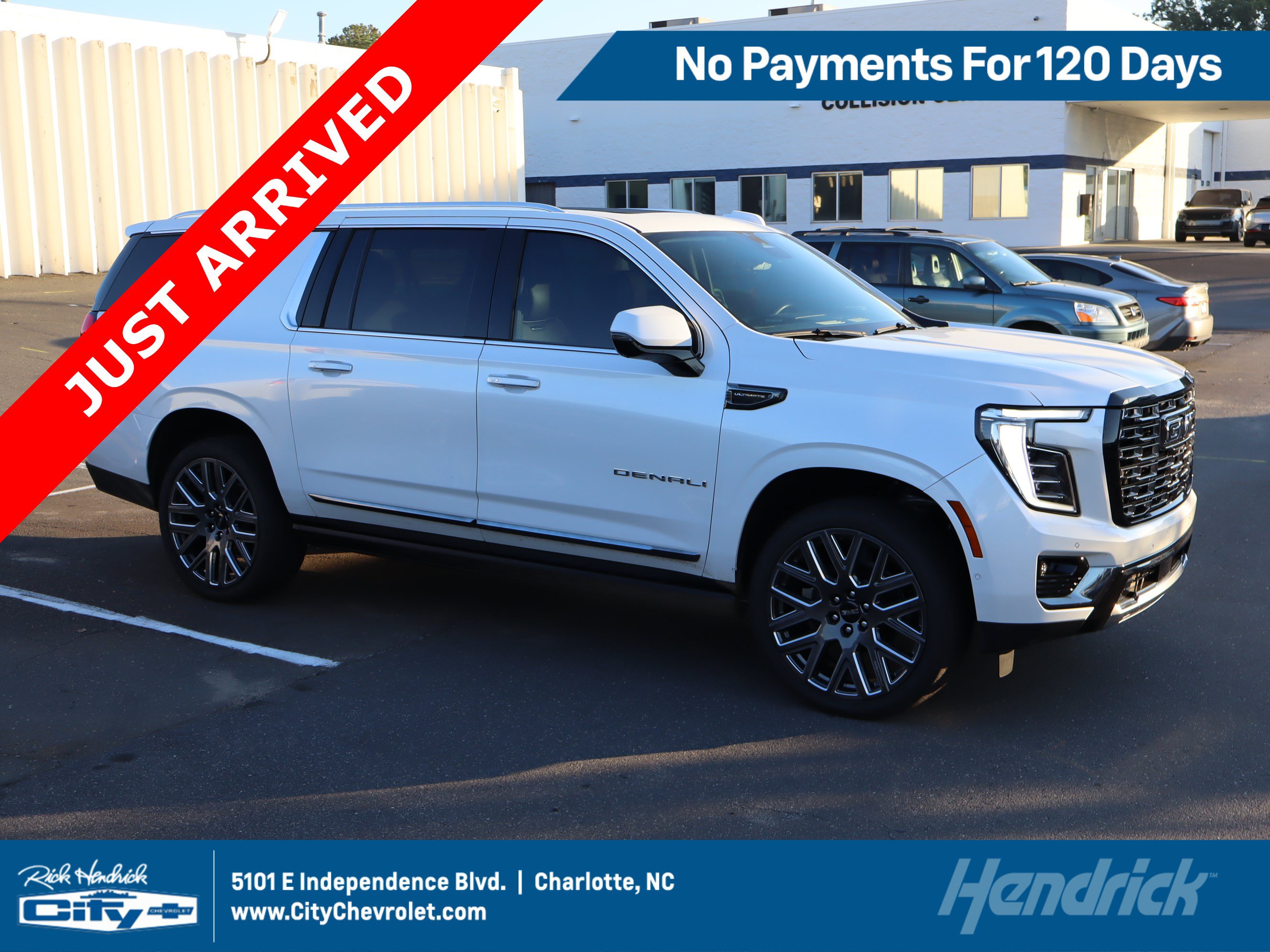 Used 2025 GMC Yukon XL Denali Ultimate AWD/4WD image 1