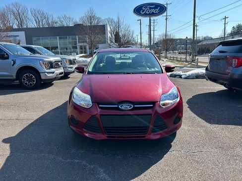 Used 2013 Ford Focus SE image 2
