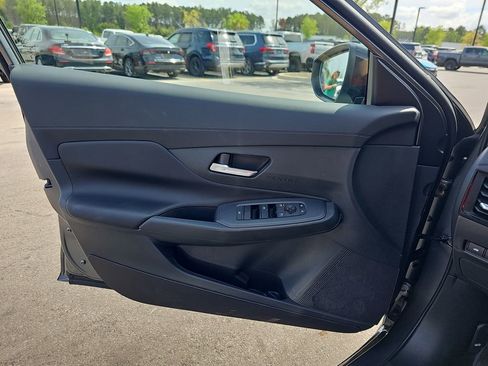 New 2026 Nissan Sentra SV w/ SV Convenience Package FWD image 31