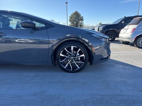 Used 2024 Toyota Prius Prime Premium image 3