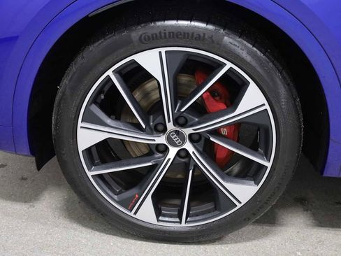 Used 2023 Audi SQ5 Premium Plus w/ Premium Plus Package image 38