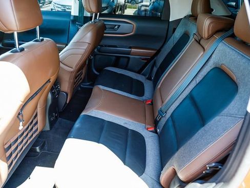 Used 2022 Ford Bronco Sport Outer Banks w/ Tech Package AWD/4WD image 18