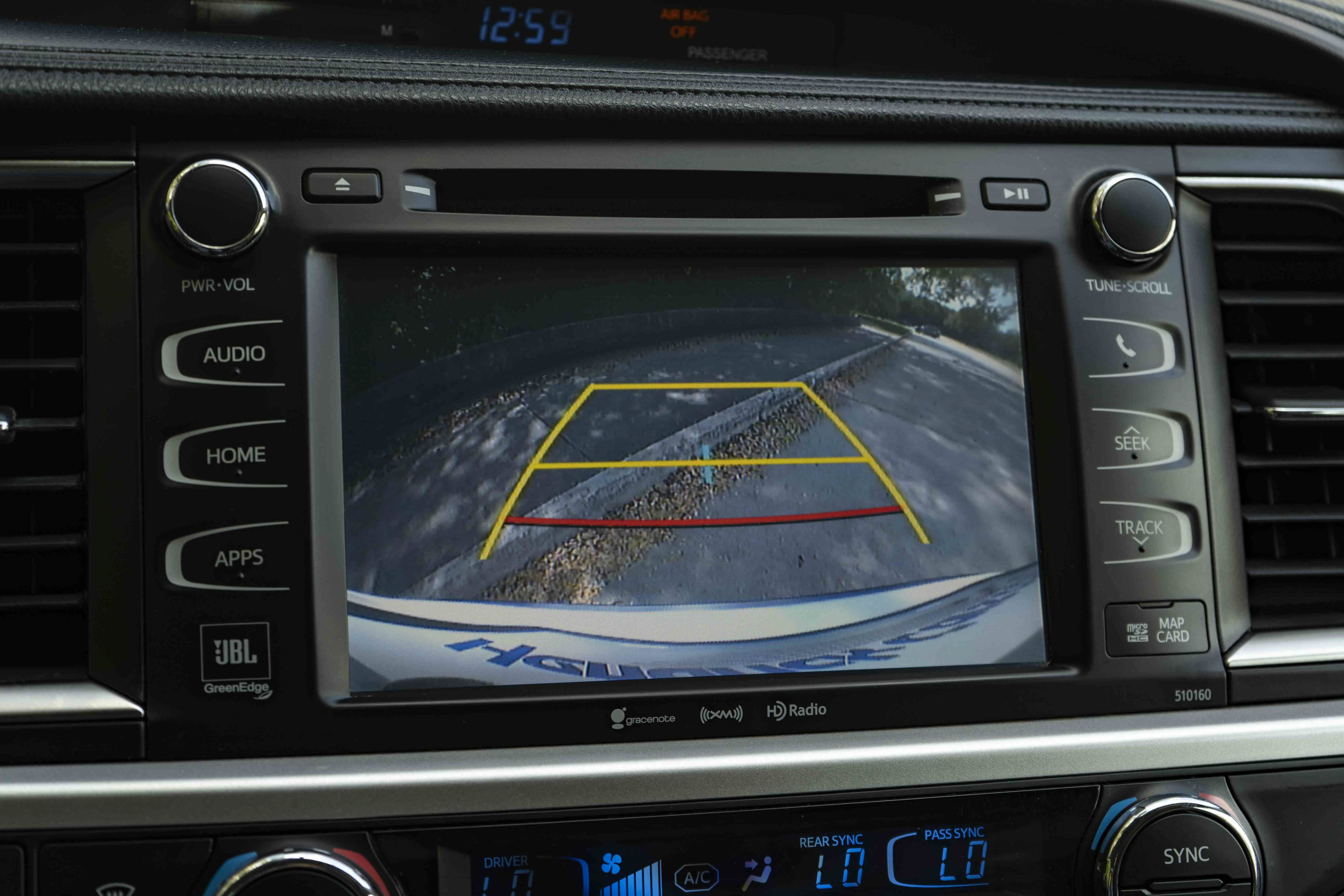 Used 2016 Toyota Highlander Limited FWD image 23