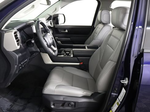 Used 2023 Toyota Tundra SR5 w/ SR5 Premium Package AWD/4WD image 28
