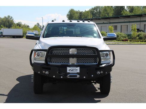 Used 2016 RAM 3500 Laramie image 5