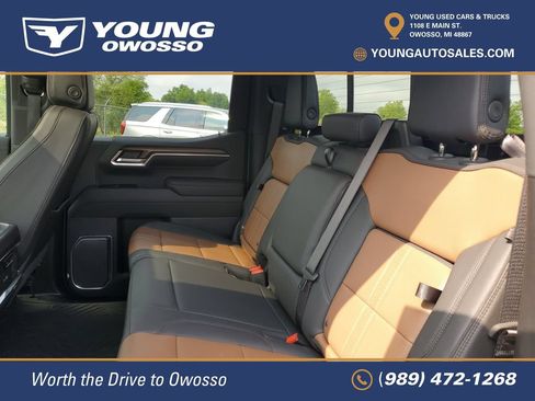 Certified 2025 Chevrolet Silverado 1500 High Country w/ Technology Package AWD/4WD image 30