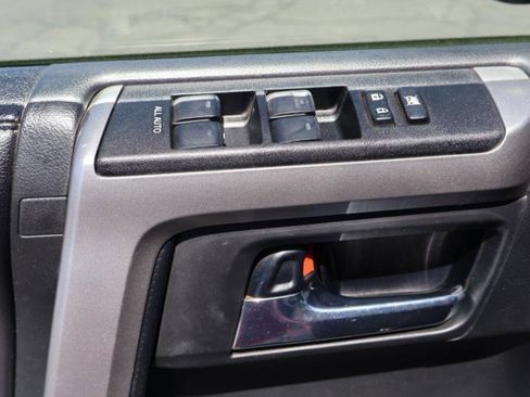 Used 2016 Toyota 4Runner SR5 Premium w/ Four Season Floor Mat Package image 16