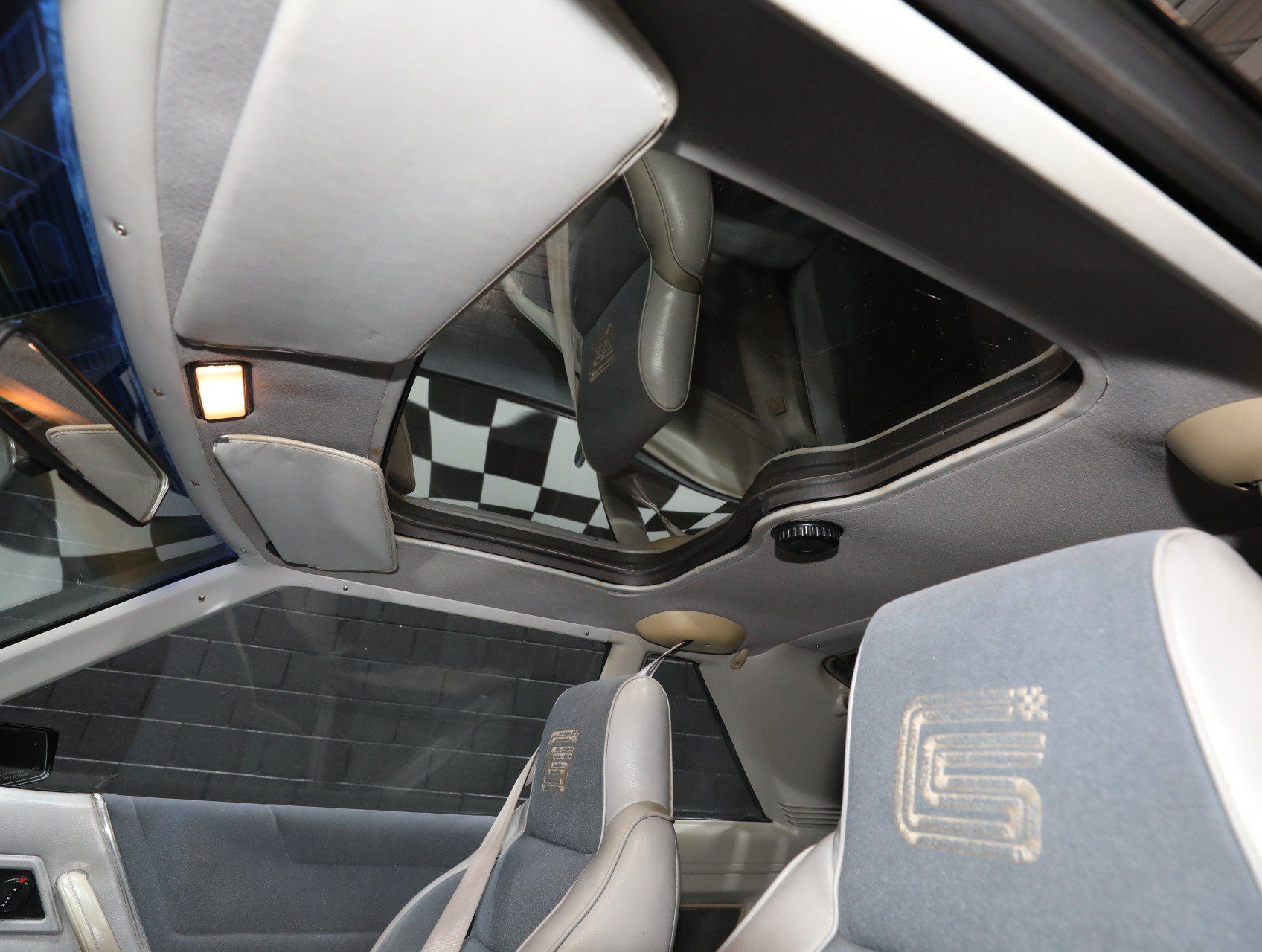 Used 1987 Dodge Charger Shelby FWD image 54