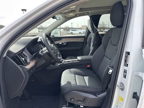 New 2026 Volvo XC90 B5 Core w/ Protection Package AWD/4WD image 15