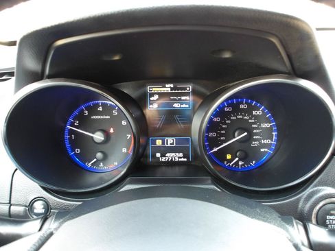 Used 2017 Subaru Outback 2.5i Limited AWD/4WD image 18