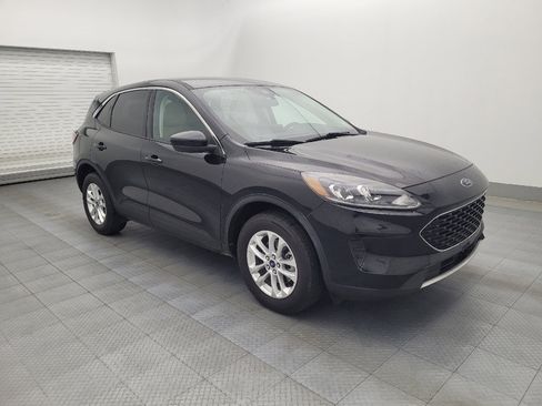 Used 2021 Ford Escape SE image 11