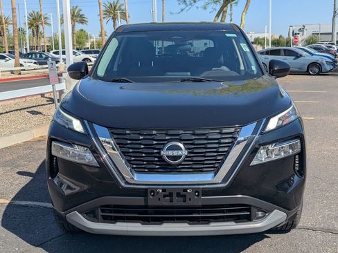 Certified 2023 Nissan Rogue SV image 9