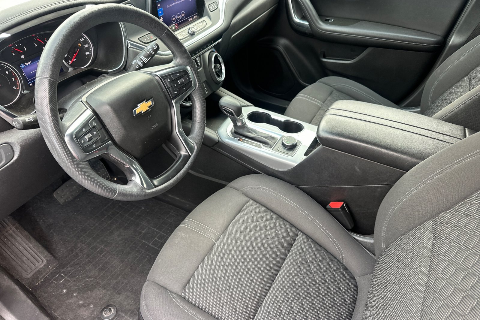 Used 2021 Chevrolet Blazer LT w/ LPO, Black Accent Package AWD/4WD image 10