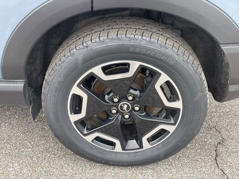 Used 2024 Ford Bronco Sport Outer Banks w/ Tech Package image 9