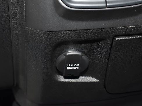 Used 2022 RAM 1500 Classic Warlock AWD/4WD image 22
