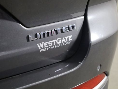 Used 2022 Jeep Grand Cherokee Limited image 43