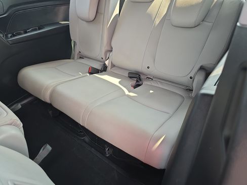 Used 2024 Honda Odyssey EX-L image 14