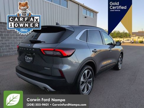 Used 2025 Ford Escape Platinum AWD/4WD image 3