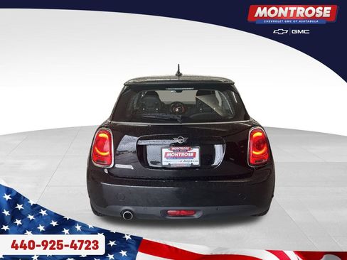Used 2020 MINI Cooper 2-Door Hardtop image 4
