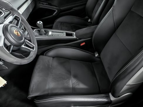 Used 2016 Porsche Cayman GT4 image 20