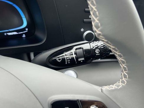 New 2026 Hyundai Elantra Sport FWD image 18