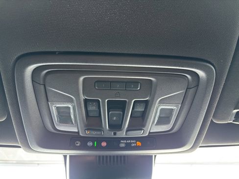 Used 2025 GMC Sierra 2500 Denali w/ Technology Package image 27