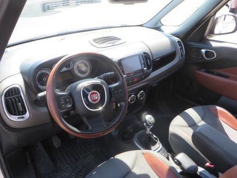 Used 2014 FIAT 500L Trekking w/ Popular Equipment Group FWD image 13