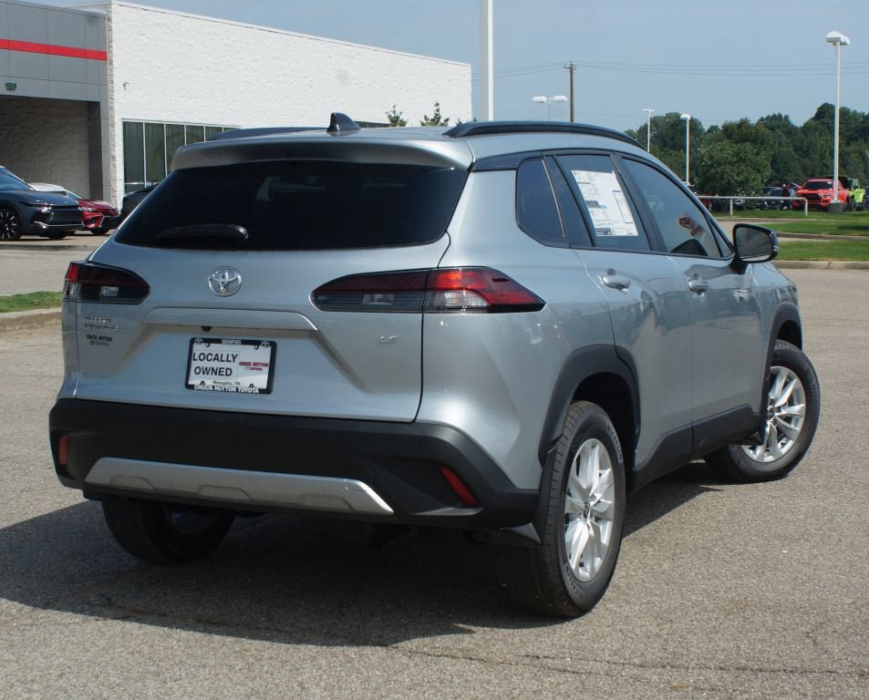 Certified 2026 Toyota Corolla Cross LE FWD image 27