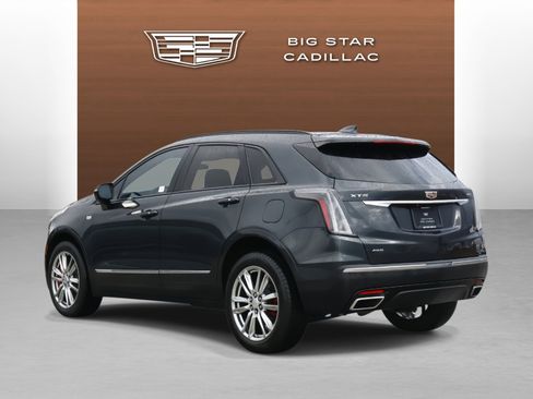 Certified 2023 Cadillac XT5 Sportv image 3