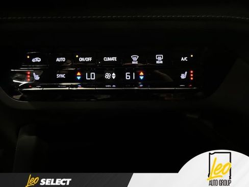 Used 2023 Buick Envision Essence w/ Sport Touring Package AWD/4WD image 20