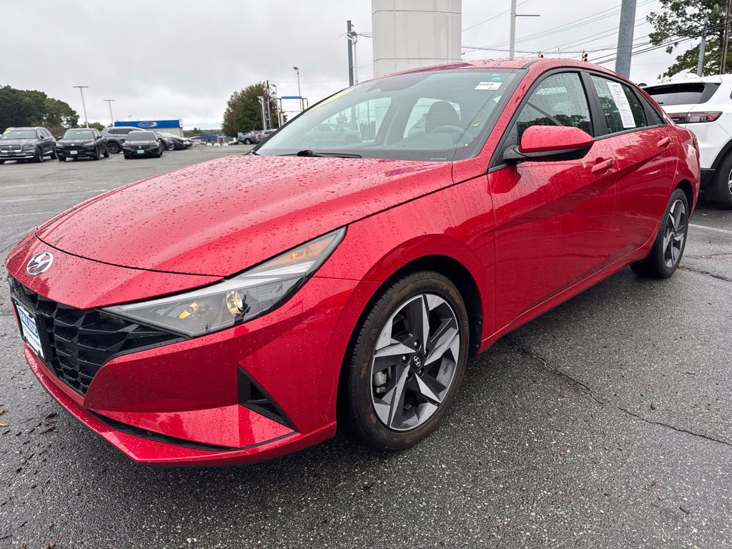 Used 2023 Hyundai Elantra SEL w/ Convenience Package FWD image 6