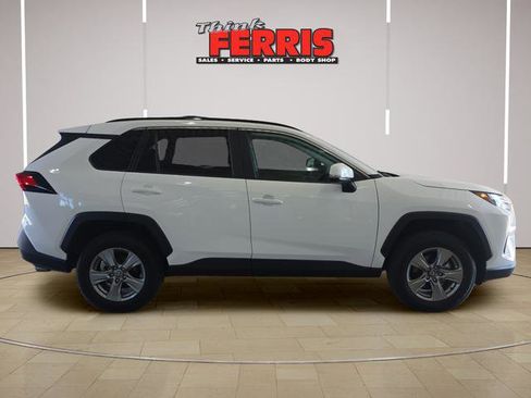 Used 2025 Toyota RAV4 XLE image 4