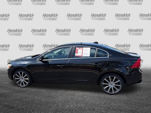 Used 2018 Volvo S60 T5 Inscription w/ Climate Package AWD/4WD image 7