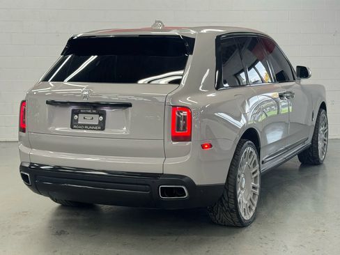 Used 2022 Rolls-Royce Cullinan image 4
